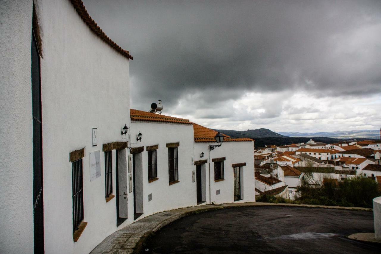 Mirador de Fuentes Fuentes de León Exterior foto